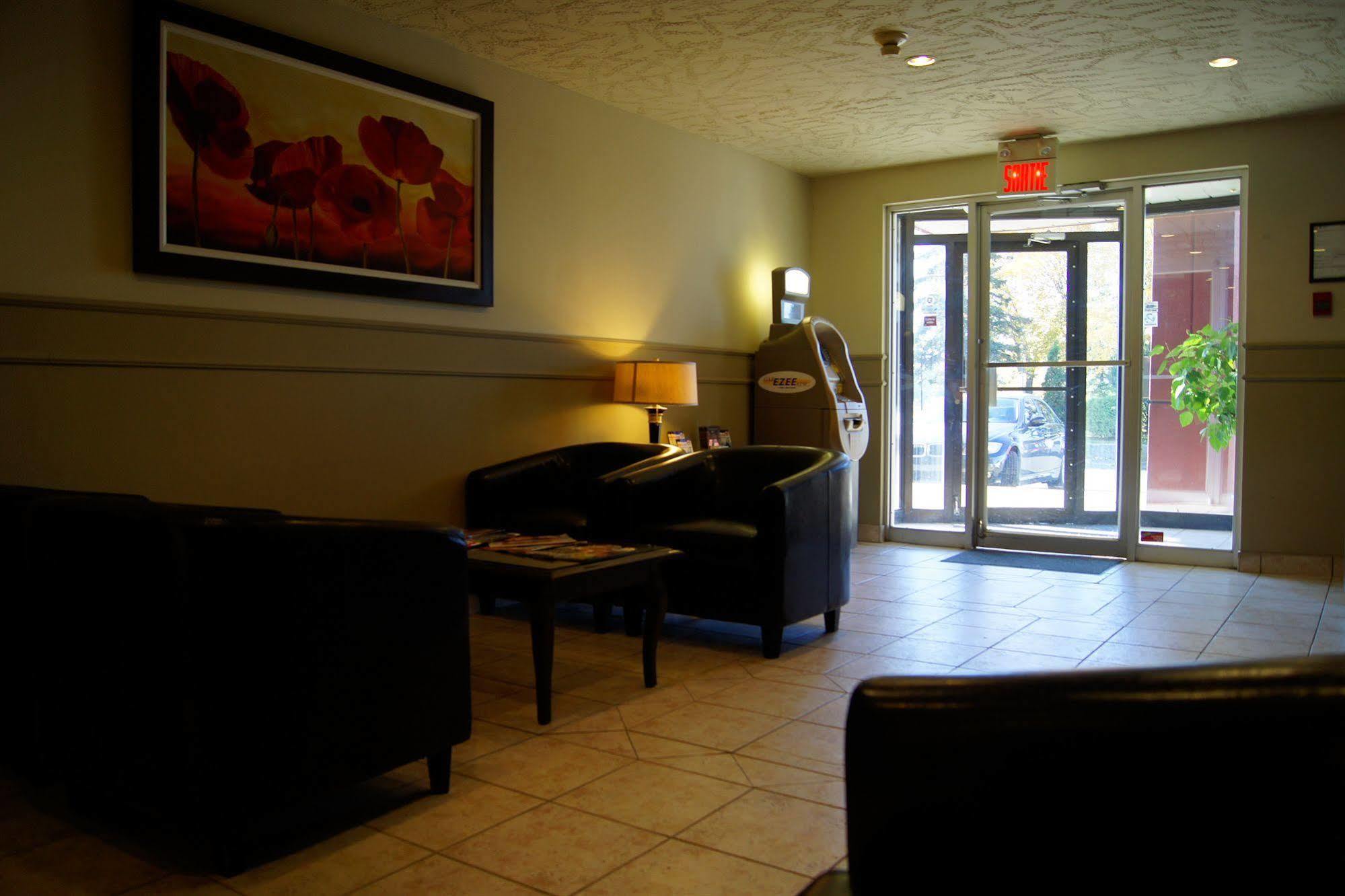 Hotel L'Express Longueuil Exterior photo